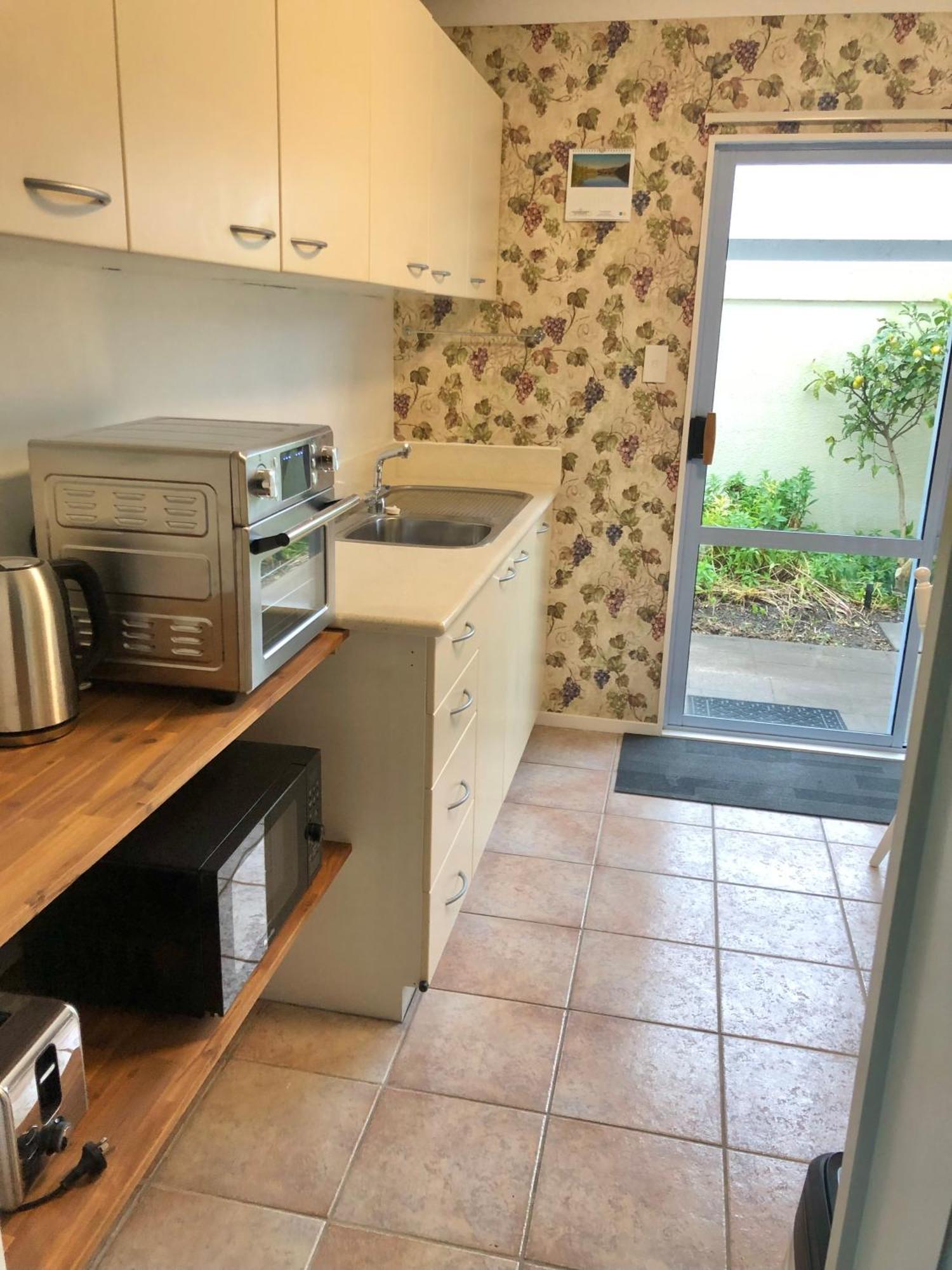 Hillcrest Two Apartment Уакатане Екстериор снимка